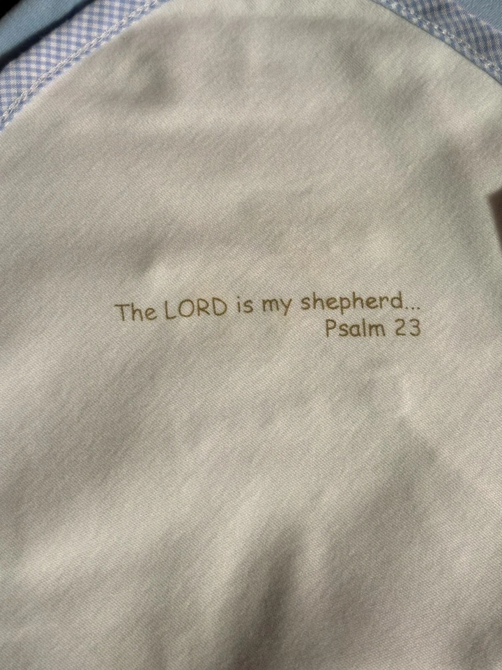 Manta bebé Su gema Salmo 25 El Señor es mi pastor - Azul - Cordero - 100% algodón Foto 3 de 4