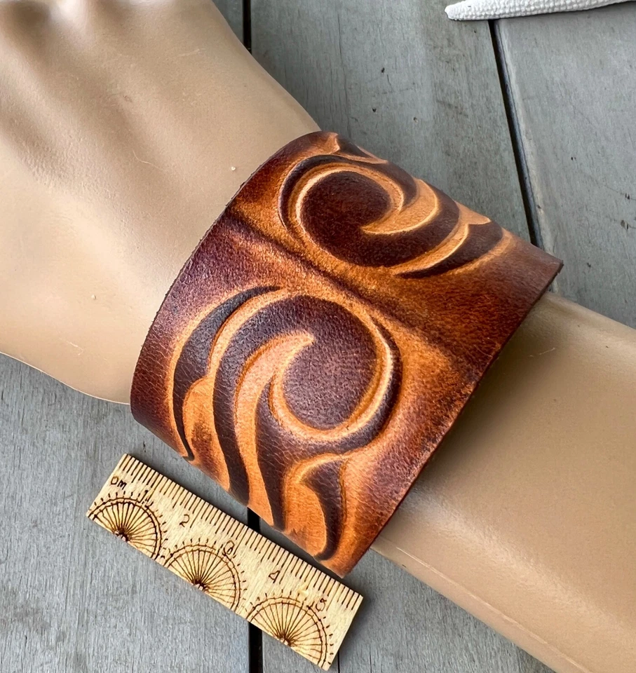 Armband Lederarmband fest braun Branding Tattoo Style cognacfarben 22cm x 4,3cm - Bild 3 von 4