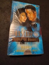Farscape Through the Wormhole Trading Card Box (40 packs)  Sealed never opened