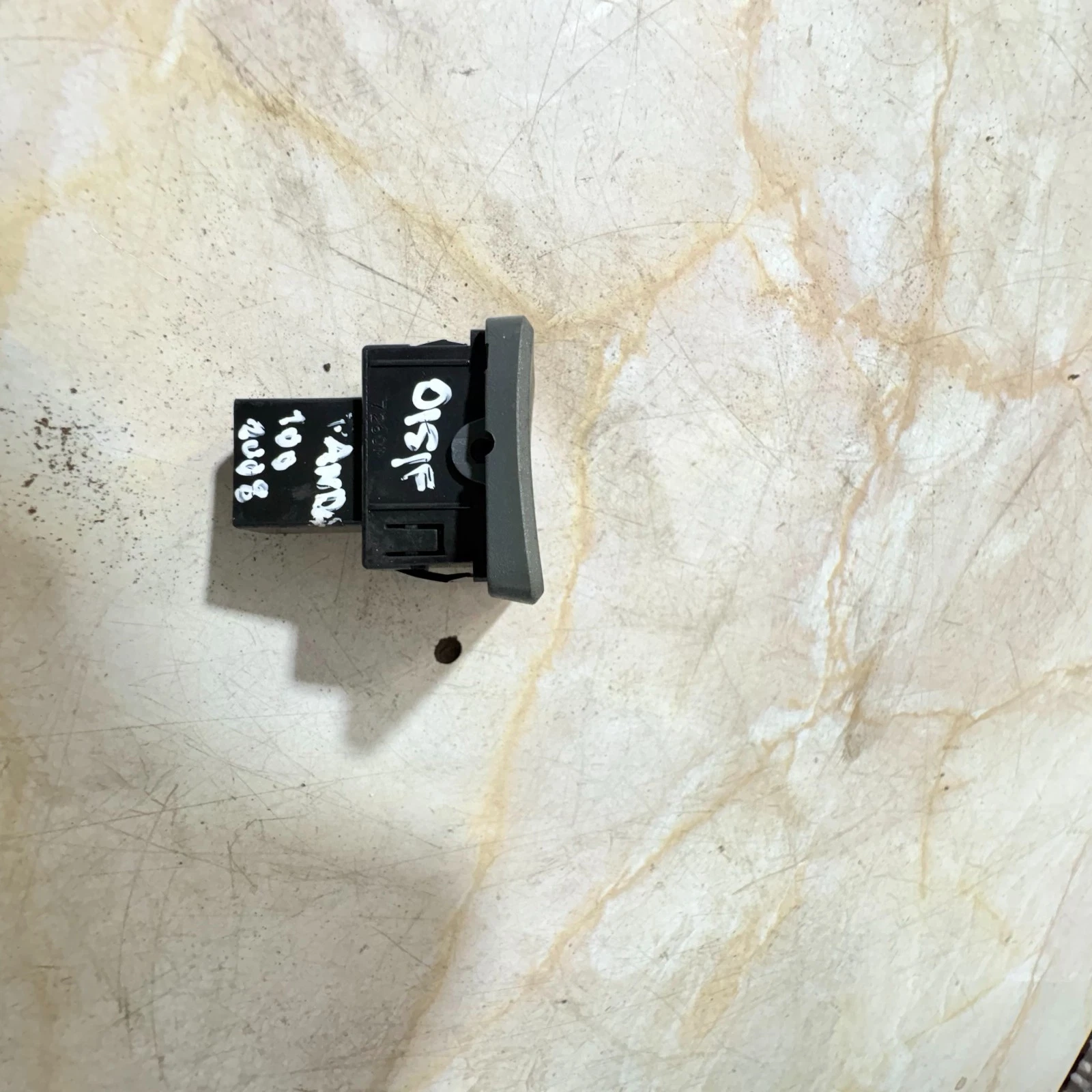 Fiat Panda window switch actual item side and clipped mounting view