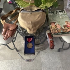 Boy Scouts of America Vintage Camping Cooking Set GEAR. UTENSILS,KNIFE, MEDEL,