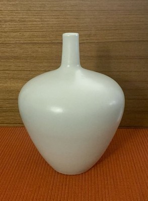 Vintage ATA Jonathan Adler for Pottery Barn Pale Robin s Egg Blue 7-3/8  Vase