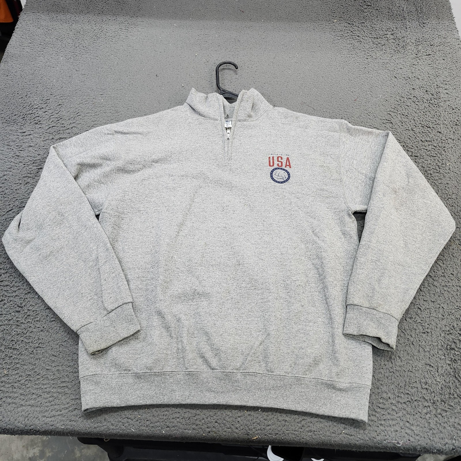 Jerzees Sweatshirt Mens Large Gray 1/4 Zip USA Volleyball Graphic Fleece