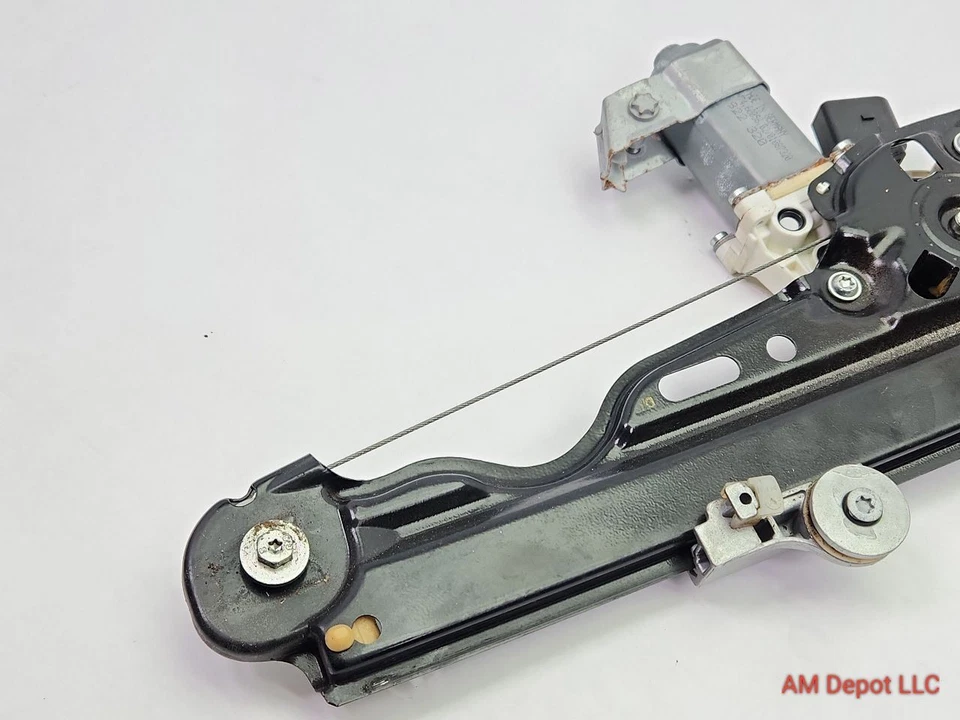 BMW 535xi 535i 528i 528xi E60 E61 2008 regulador de ventana trasera derecha con motor  Foto 3 de 4