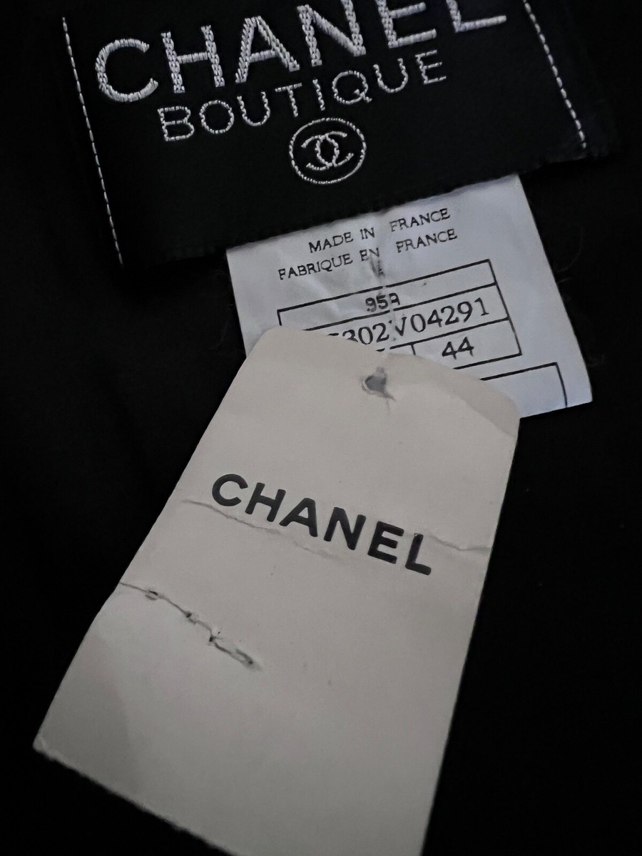 CHANEL BOUTIQUE 95A NEW TAGS TWEED LITTLE BLACK JACKET 24K CHANEL BOUTIQUE 95A NEW TAGS TWEED LITTLE BLACK JACKET 24K