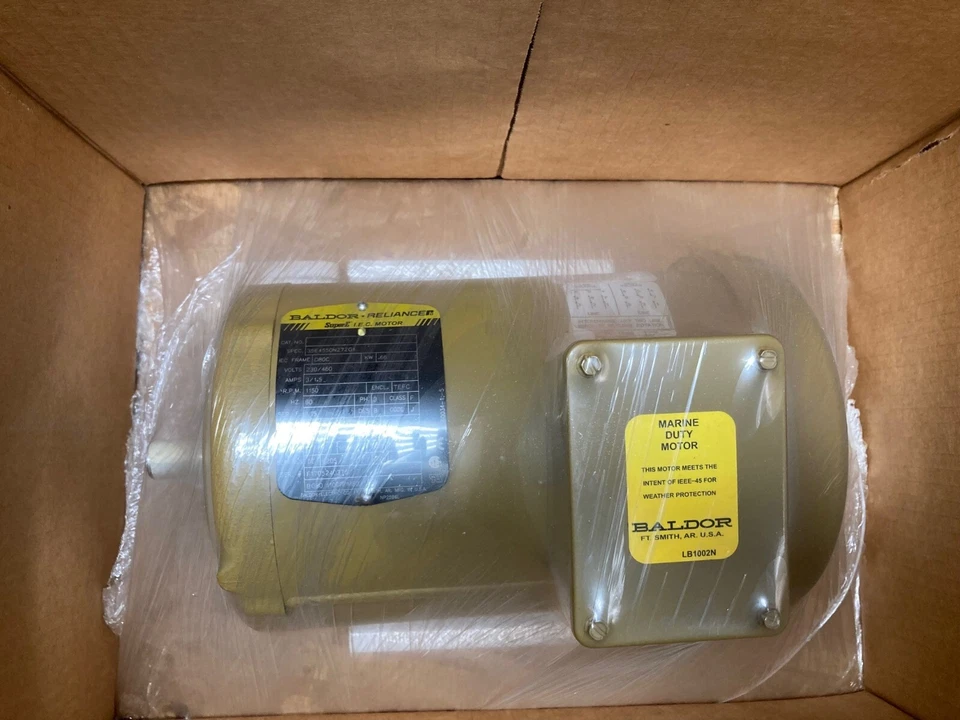New Baldor electric motor three phase, .66kw, 1150rpm, part # 35E4550N272G1 - Image 2 of 4