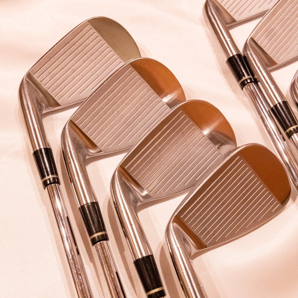 Golf Club IRONS PRGR is3 501 SET of 7 #4-9.P Dynamic gold s200