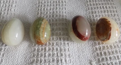 Vintage Marble Polished Egg Crystals Job Lot X 4 - Image 1 of 4