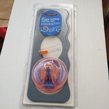 New Fiskars 5 Piece Shape Cutting Starter Set