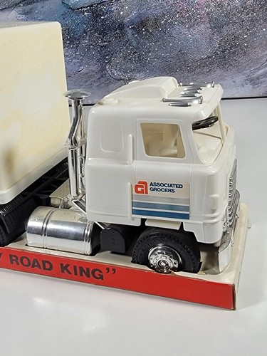 VTG PROCESSED PLASTICS COMPANY 18 WHEELER BIG RIG PLASTIC TOY SET #2250 BOXED - Picture 9 of 21