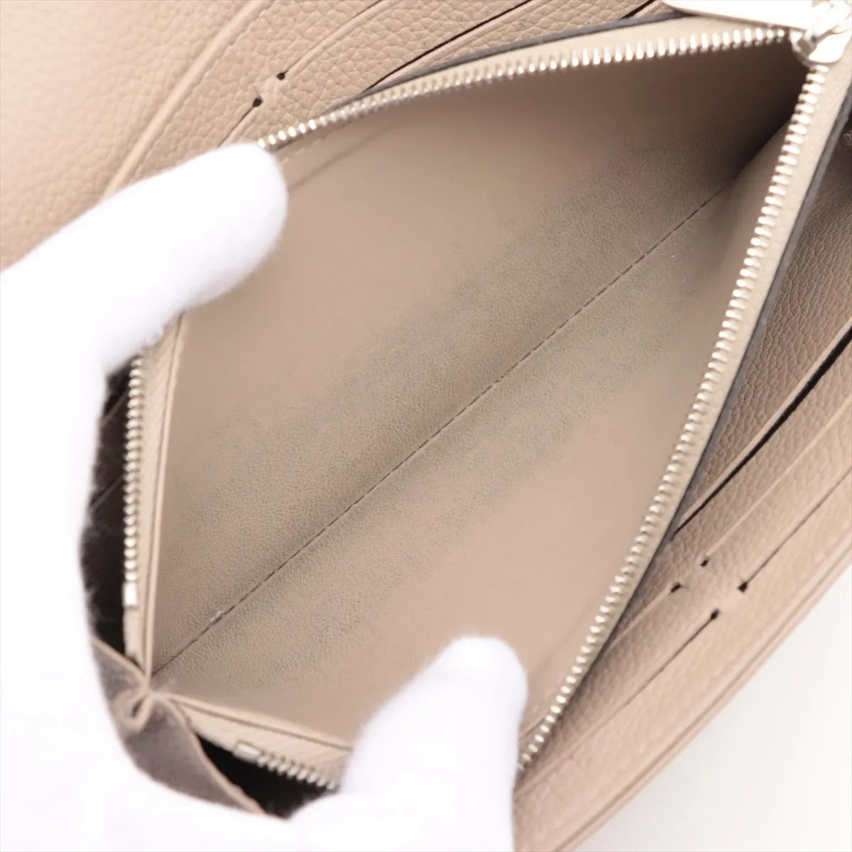 Louis Vuitton Mahina Portefeuille Iris M60177 Yvoire Long Wallet thumbnail 7