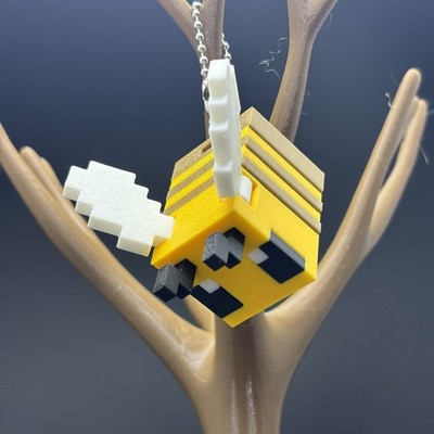 5cm Posable Wing MC Bee Toy Eco Safe Portable Decoration Collectible Gift