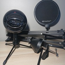 Blue Snowball Ice Microphone  Knox Gear Pop Filter  Mount Adjustable Arm