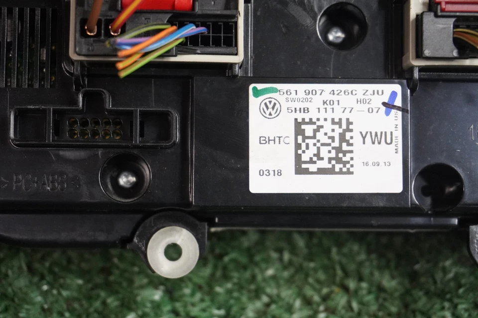 Panel de control de aire acondicionado VOLKSWAGEN PASSAT 2013 2014 2015 OEM 561907426CZJU Foto 3 de 4