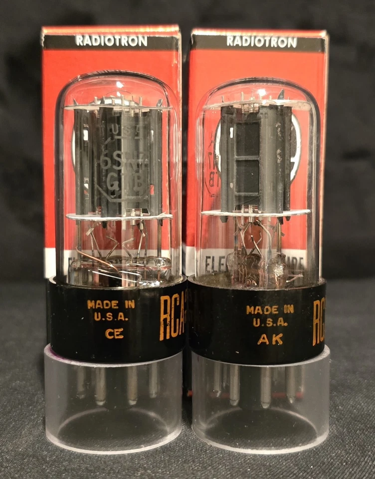 TUBO GTB RCA 6SN7 AÑOS 70 TAPAS BRILLANTES 2 AGUJEROS PERROS DUROS JUEGO DE PLACAS NEGRAS A JUEGO Foto 3 de 4