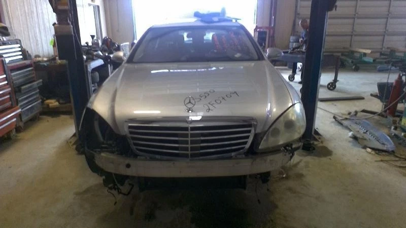 Conjunto de puerta trasera derecha usada lateral trasera se adapta a: Mercedes-benz Mercedes clase s 2007 Foto 4 de 4