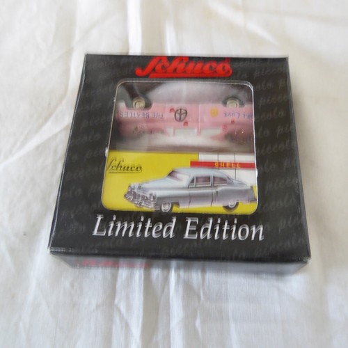 Schuco Piccolo Auto Shell Modellauto LIMITED EDITION Cadillac Flower Power (S71)