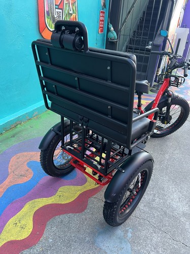 Slightly used "CONDUCTOR 4-2 E-Trike – Low Miles, Seats 3, and Ready to Ride! - Picture 2 of 22