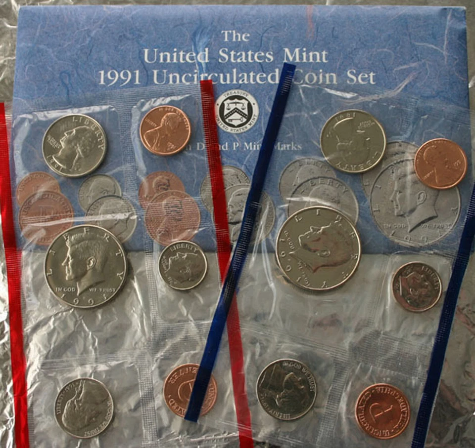 1990 thru 1998 Annual US Mint Uncirculated P and D Lot of 9 Sets with 91 Coins - Image 3 of 4