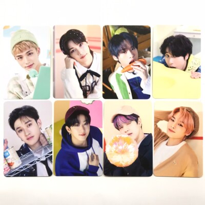 STRAY KIDS] 2023 Season's Greetings [SKZ'S Mini World] Photocard