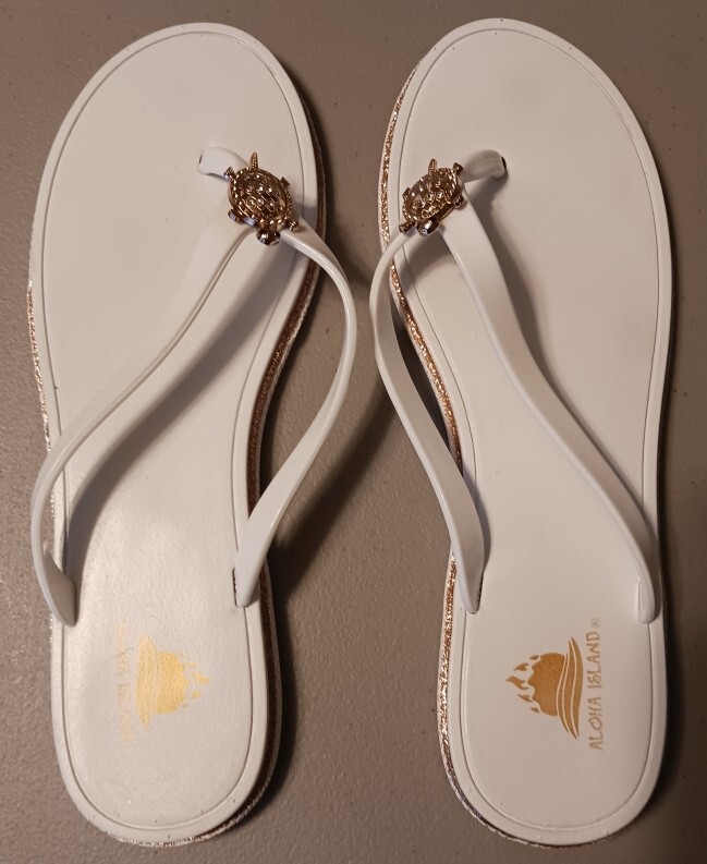 Aloha Island White Thong Sandals, 11, Gold Turtle/Trim, Rhinestone