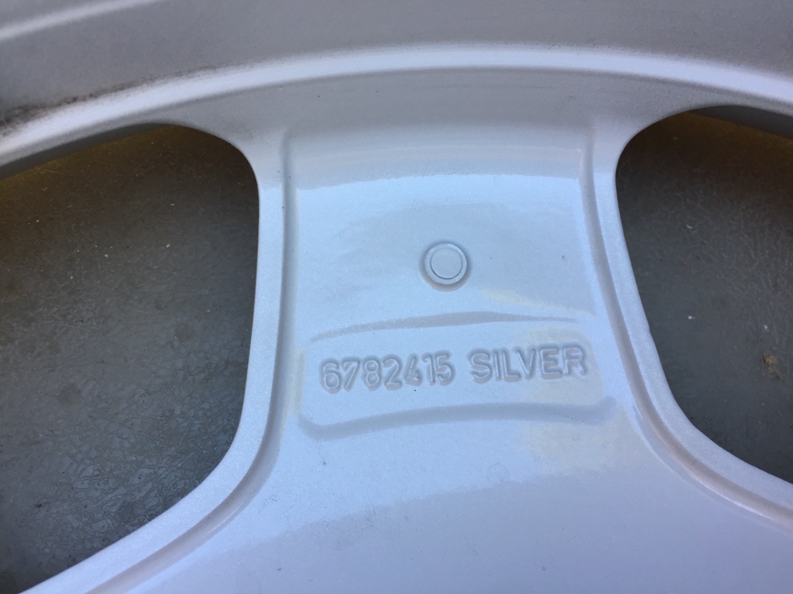 20" BRAND NEW SILVER ROLLS ROYCE GHOST OEM ORIGINAL FACTORY (1) REAR WHEEL ONLY.