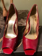 women red pumps