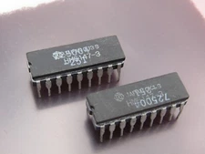 ( 2 PCS ) HM6147-3 Hitachi 4096-word x 1-bit High Speed CMOS Static RAM  -- READ