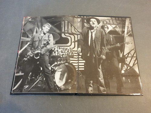 Top Of The Pops Annual 1982 IAN DRURY DAVID BOWIE SPECIALS BAD MANNERS - Picture 2 of 5