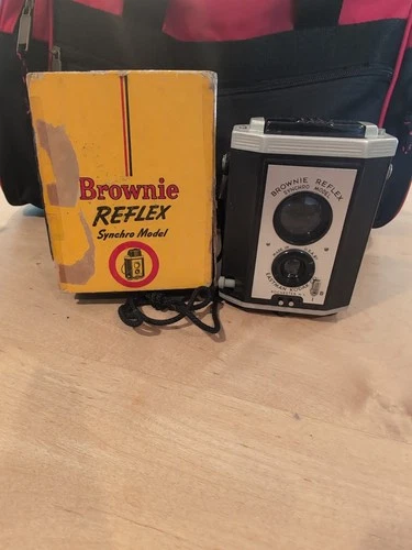 Vintage Brownie Reflex Camera Synchro Model Eastman Kodak Made in Rochester USA