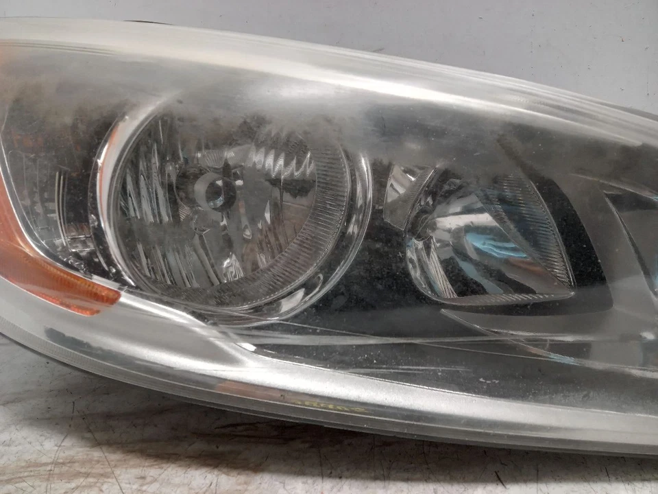 Passenger Headlight XC70 Halogen Fits 14-16 VOLVO 70 SERIES 327707 - Image 2 of 4