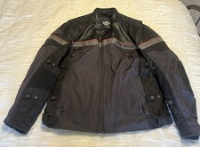 Harley Davidson 2XL Motorcycle Riding Jacket. Built In Safety Armor.