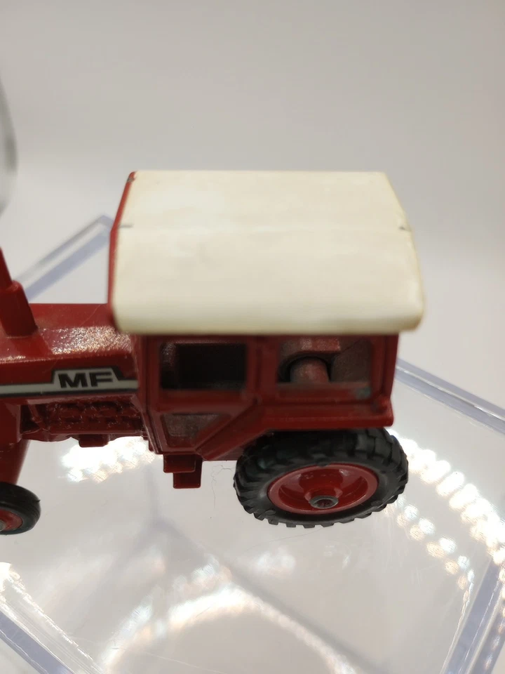 VTG MF MASSEY FERGUSON 1155 1975 ERTL 1/64 DIECAST TRACTOR - Image 4 of 4