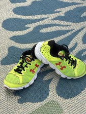 Under Armour Kids Size 1.5 UA BPS Assert 6 High-Vis Yellow/White/Red