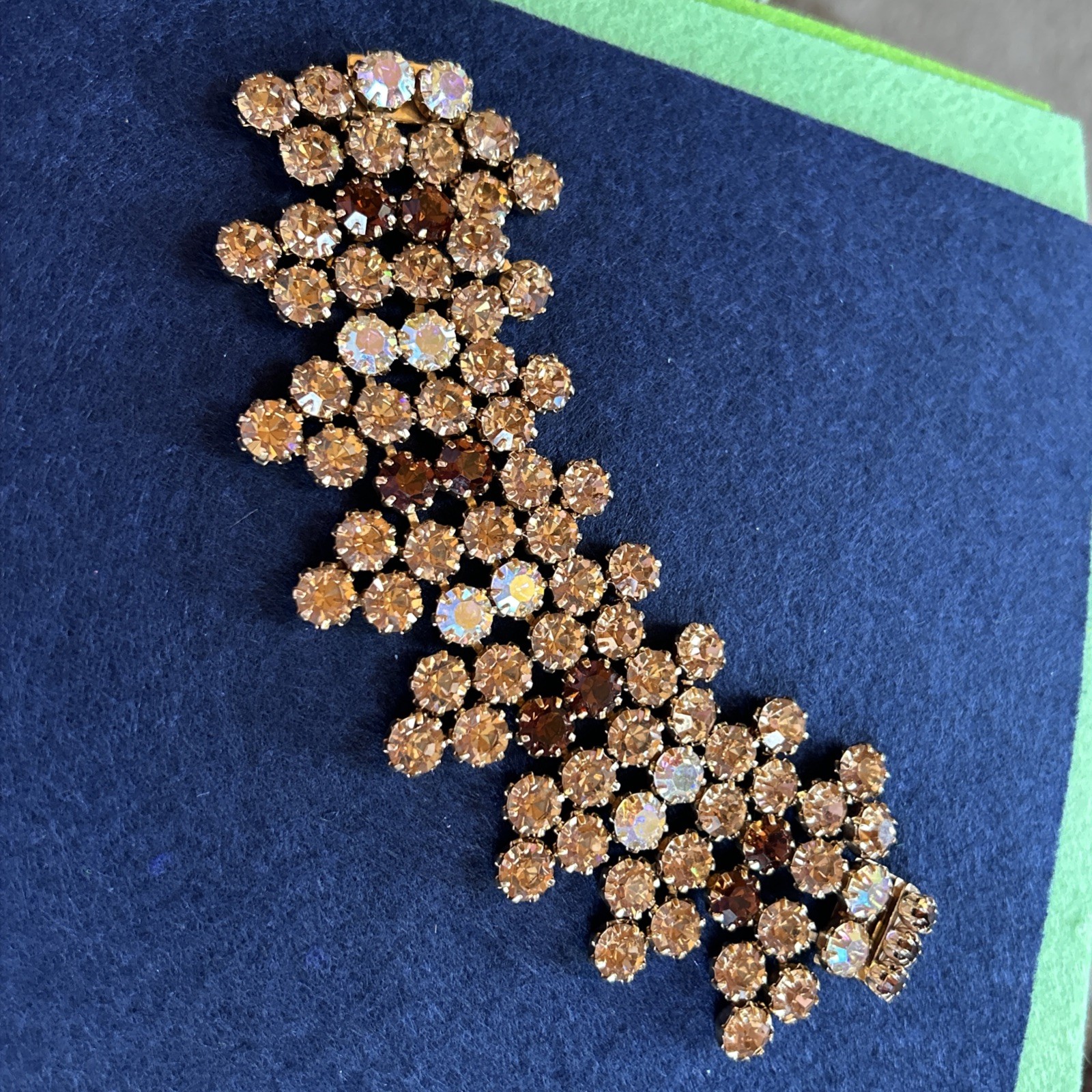 MASSIVE Stunning Vintage Unsigned Schiaparelli AB… - image 11