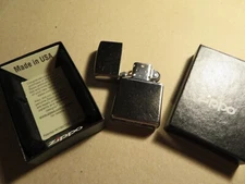 ZIPPO LIGHTER   NEW   CLASSIC   CHROME ARCH   WITH ZIPPO BOX   24647