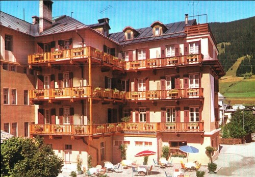 Post Hotel (K.Wachtler) S. Candido-Innichen / Dolomiti  - Picture 1 of 2
