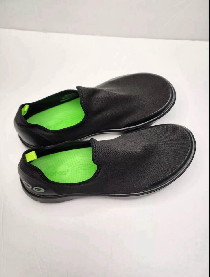 Oofos Oomg Eezee Low Womens Recovery Slip On Shoe Black/Black Size 11