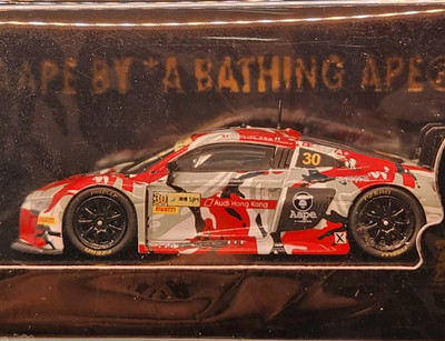 Tarmac Works 1:64 Aape Bathing Ape Audi R8 LMS FIA GT World Cup