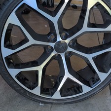 26 Inch Snowflake Wheels. Set Of 4. Two Are Used  And Two Are New In Box