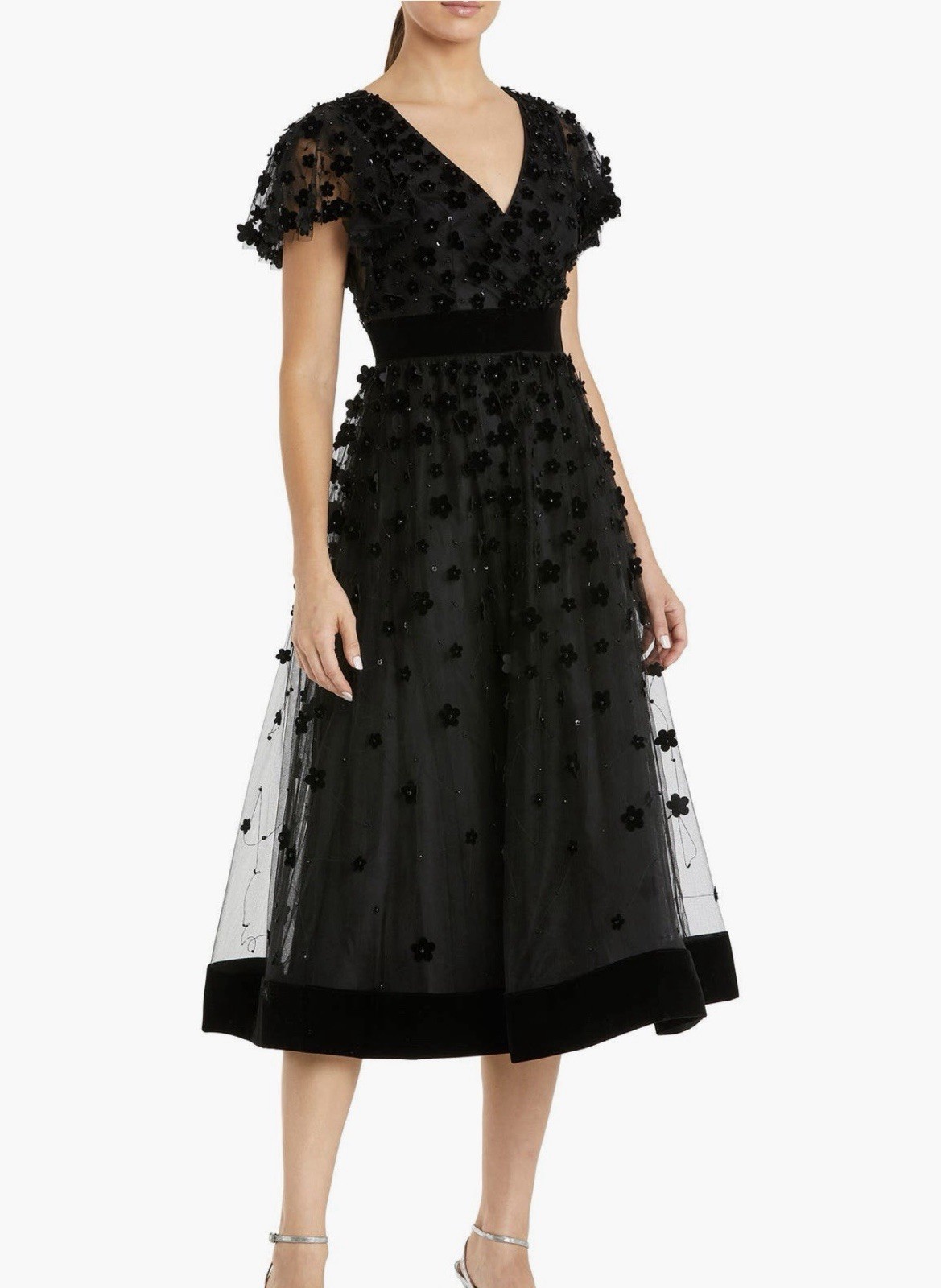 New with tags, Mac Duggal Butterfly Sleeve Midi Dress, Size 8, Black