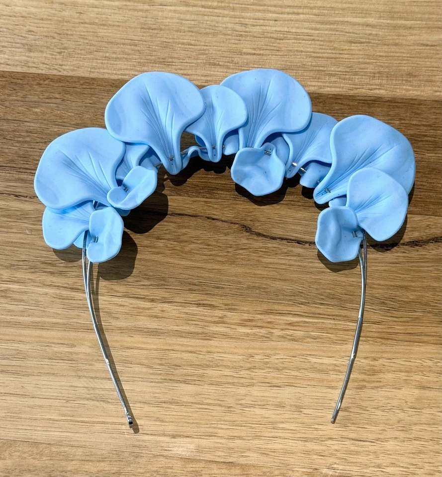 Mimco Flourish Crown Powder Blue Headband Millinery Spring Racing Fascinator - Image 2 of 4