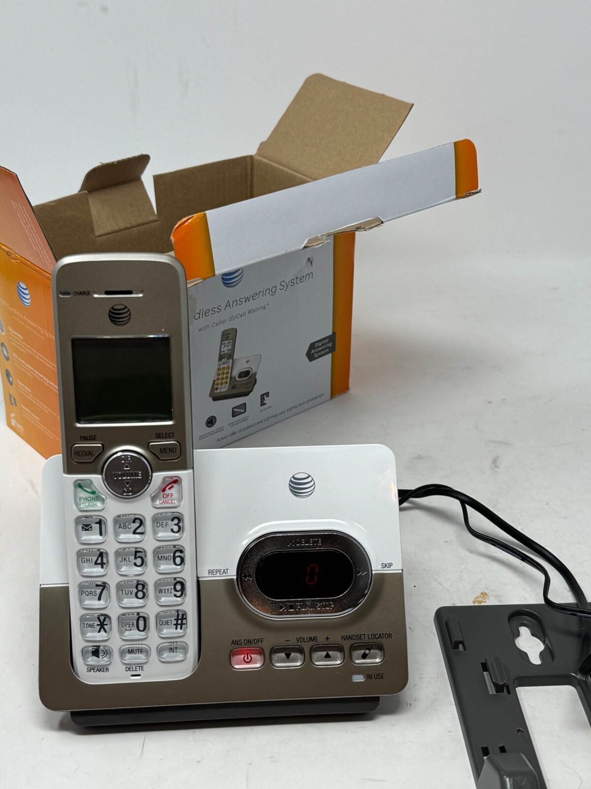 AT&T Cordless Digital Answering System EL52103 Caller ID Call Waiting