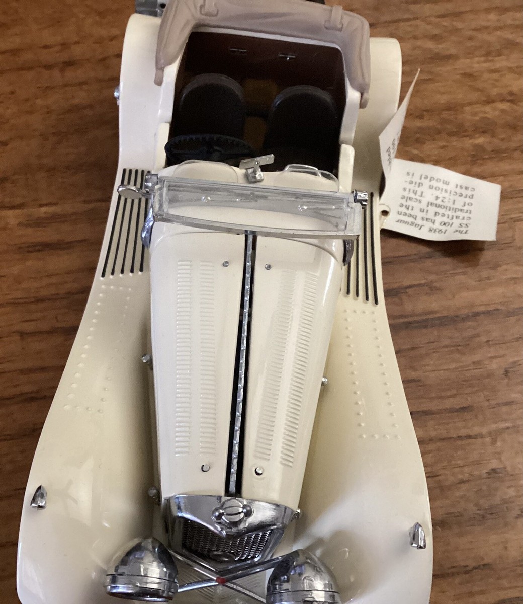 Franklin Mint 1/24 Scale Diecast Replica 1938 Jaguar SS 100 Nice