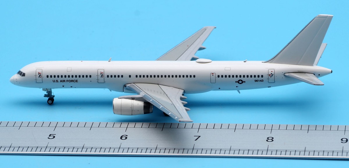 航空機・ヘリコプター JC 1:400 USAF C-32B 99-6143 B757-200 JC Wings 1:400 LH4253 USAF Boeing C-32B Diecast Aircraft Jet