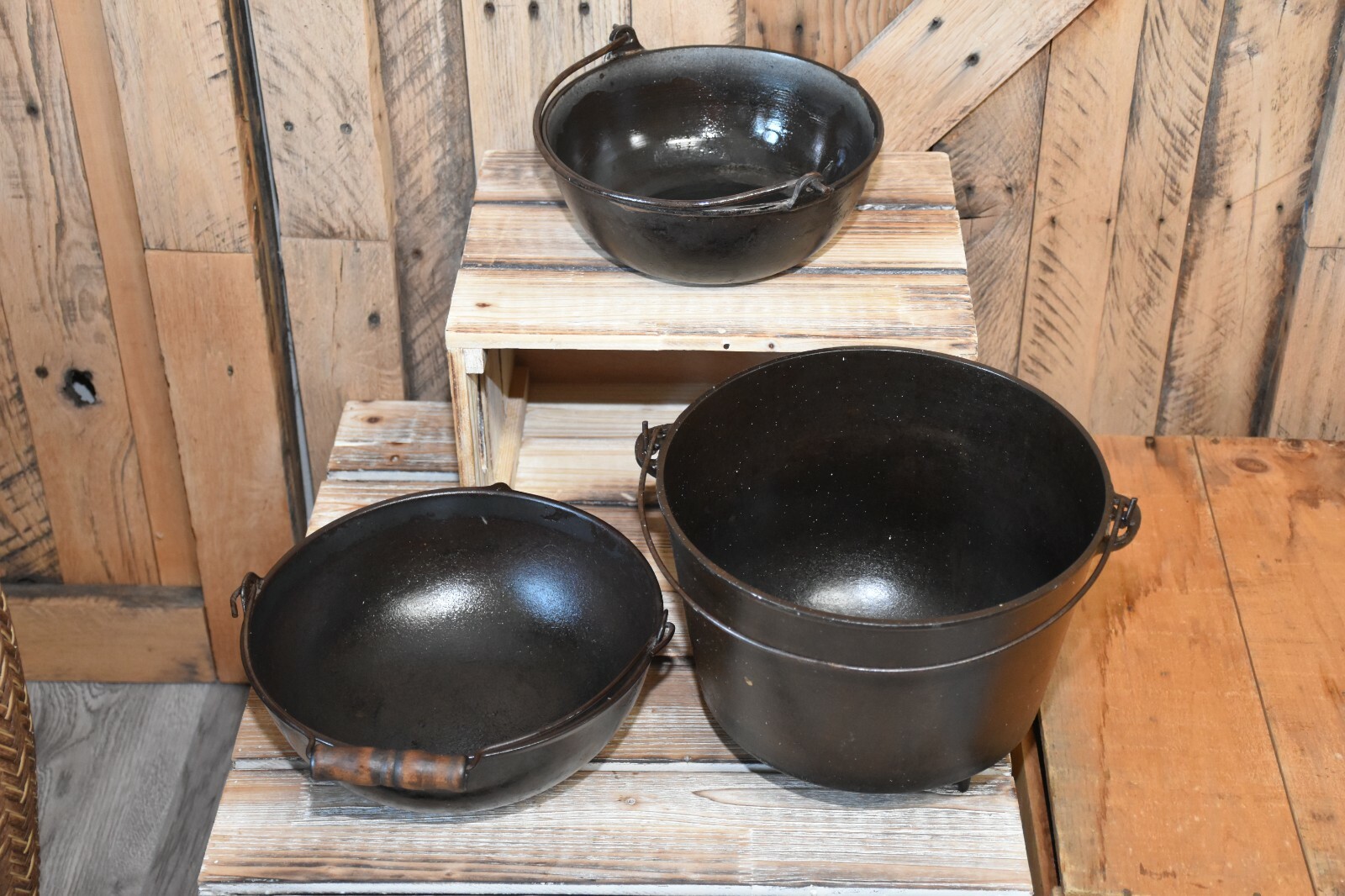 Vintage Marion Cast Iron Pot Bean Kettle Stockpot and ? 2 others eBay