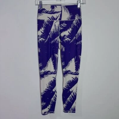 Fabletics High-Waisted Printed PureLuxe 7/8 Leggings In Paradiso Size XS - Image 1 of 4