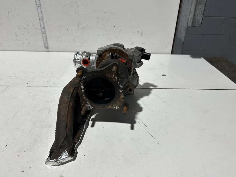 Volkswagen Passat Turbo Charger with Manifold 3C 03/2006-03/2011 - image 4 of 4