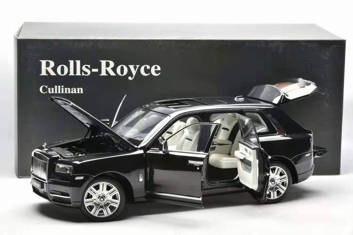 1/18 Rolls Royce Cullinan limited edition black Diecast Fully