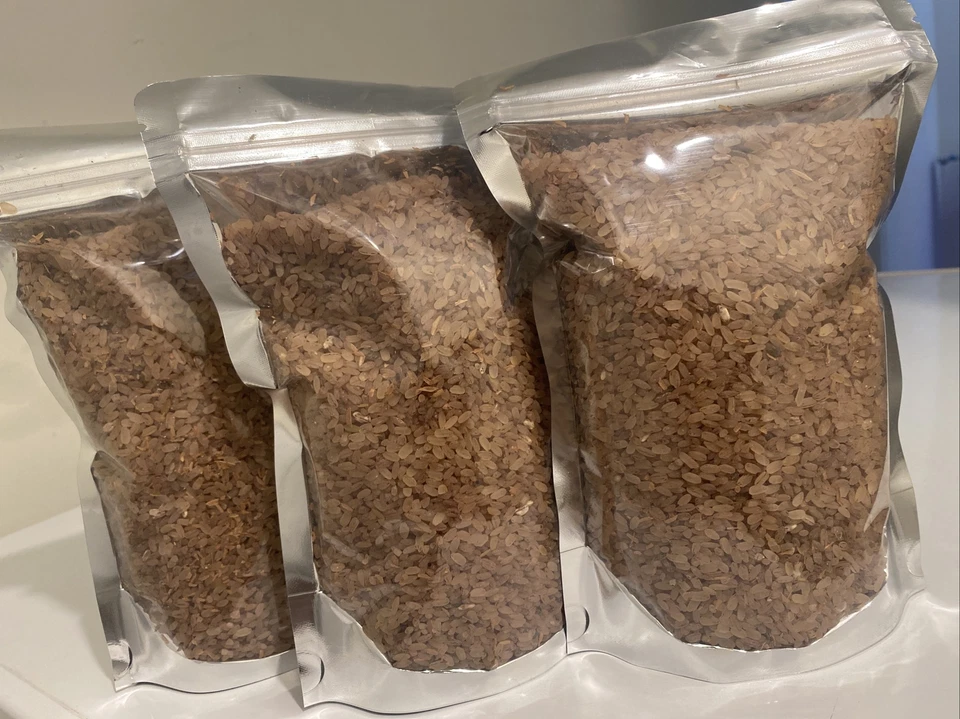 Arroz africano orgánico sin pulir Ofada 2 lb Foto 2 de 3